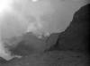 Stromboli, attivit esplosiva da uno dei crateri sommitali